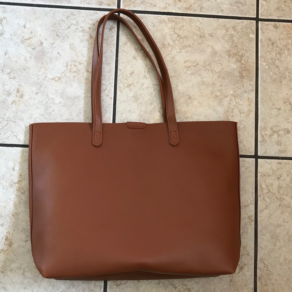 Vegan leather tote with wallet